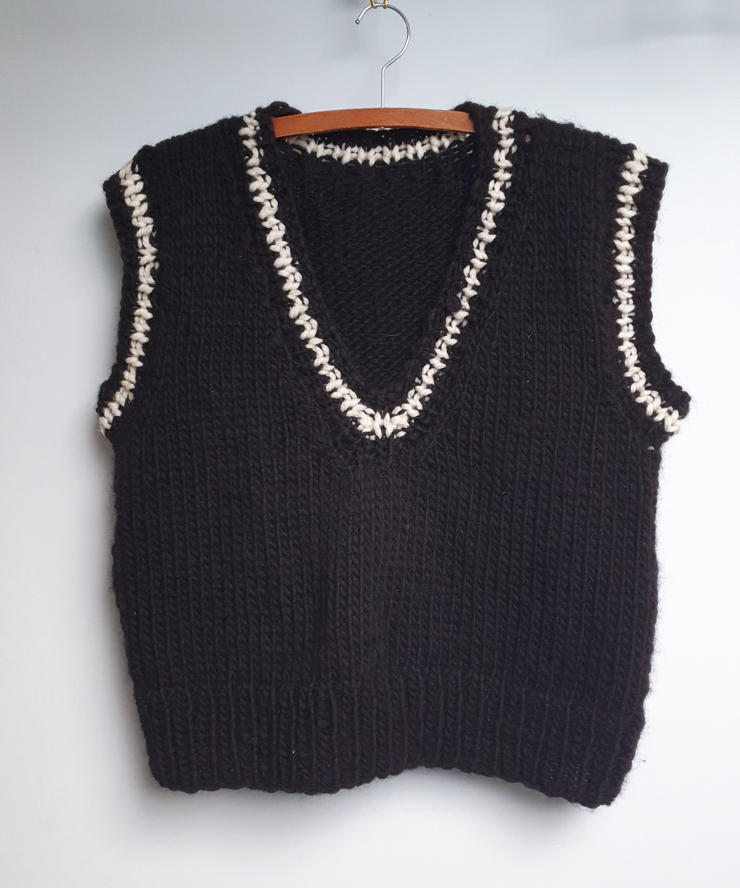 Why Tanks Are the Knitwear Hero of Autumn–Winter